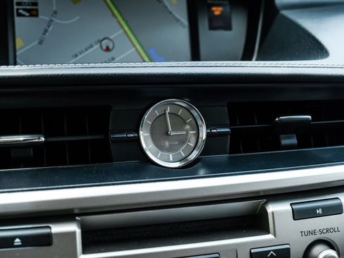Used 2018 Lexus ES 350 w/ Ultra Luxury Package FWD image 30