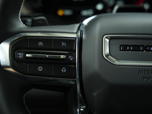 New 2026 GMC Acadia Denali Ultimate AWD/4WD image 37