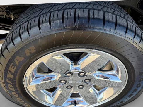 Used 2013 GMC Sierra 1500 SLE image 16