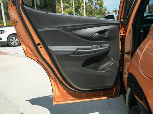 Used 2024 Buick Envista Sport Touring w/ Convenience I Package image 32