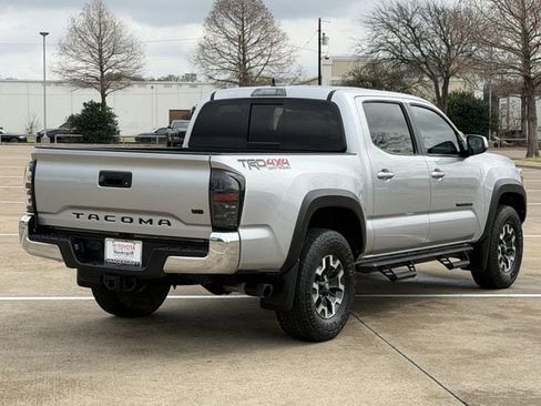Used 2023 Toyota Tacoma TRD Off-Road image 4