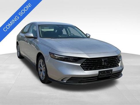 Used 2025 Honda Accord LX image 1