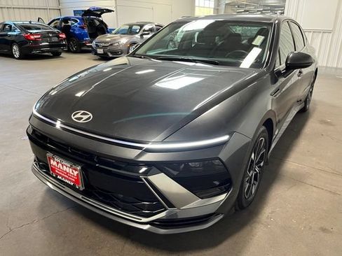 Used 2025 Hyundai Sonata SEL AWD/4WD image 7