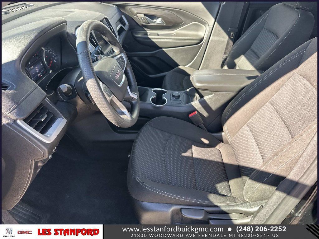 Used 2024 GMC Terrain SLE FWD image 20