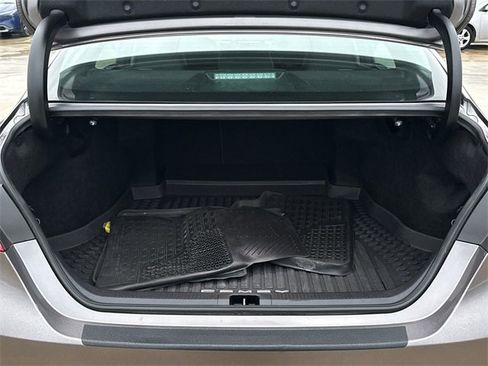 Used 2024 Toyota Camry SE w/ Cold Weather Package image 6