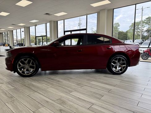 Used 2017 Dodge Charger SXT w/ Rallye Group image 4