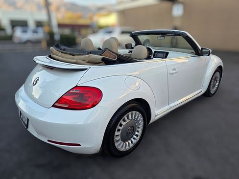 Used 2015 Volkswagen Beetle 1.8T FWD image 8
