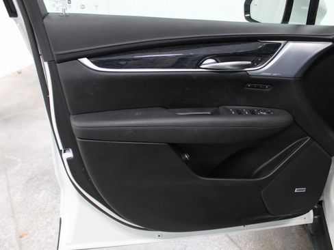 Used 2024 Cadillac XT5 Premium Luxury image 16