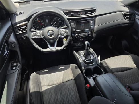 Used 2020 Nissan Rogue S FWD image 15