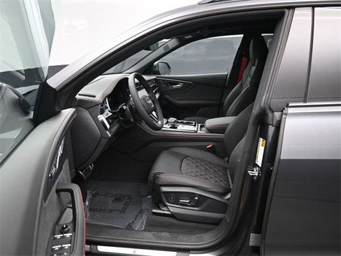 New 2026 Audi Q8 Prestige image 9