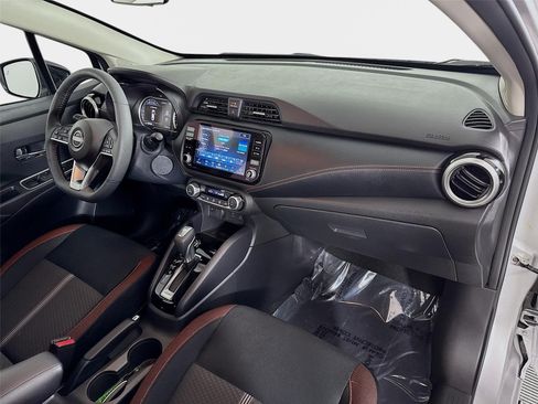 Certified 2025 Nissan Versa SR FWD image 27