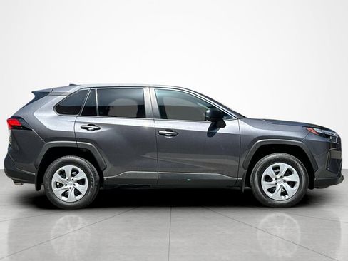 Used 2024 Toyota RAV4 LE AWD/4WD image 6