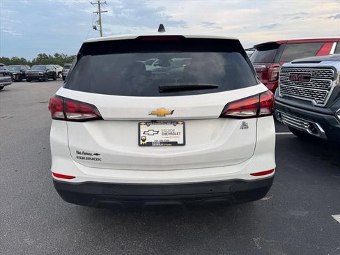 Used 2024 Chevrolet Equinox LS w/ LS Convenience Package FWD image 6