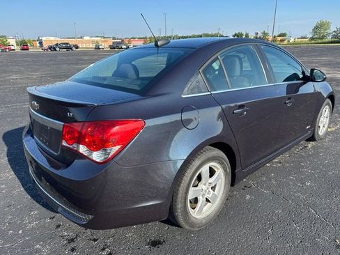 Used 2015 Chevrolet Cruze LT w/ Sun And Sound Package FWD image 4