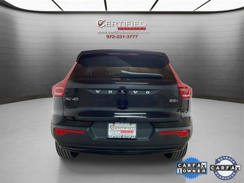 Used 2025 Volvo XC40 B5 Plus image 93