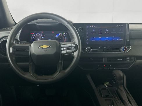 Used 2024 Chevrolet Colorado W/T image 17