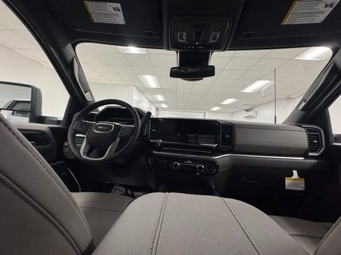 New 2026 GMC Sierra 2500 SLT w/ SLT Premium Package image 11