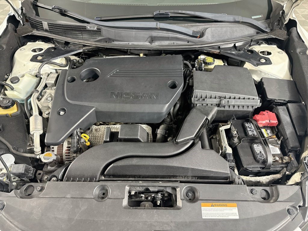 Used 2017 Nissan Altima 2.5 SR w/ Midnight Edition Package FWD image 38