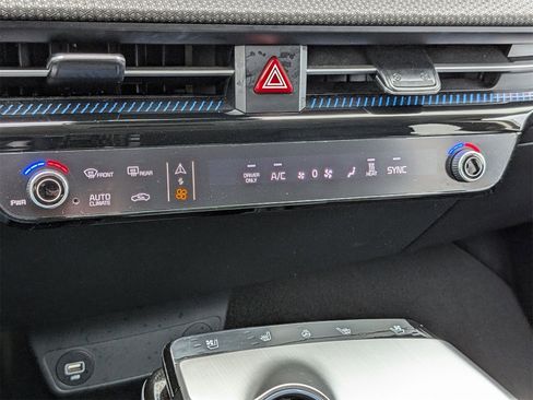 Used 2022 Kia EV6 GT-Line w/ First Edition Package image 25