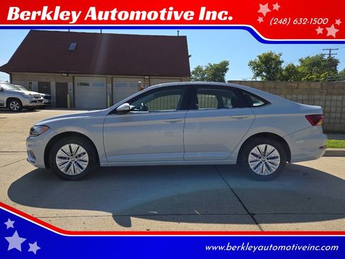 Used 2019 Volkswagen Jetta S image 1