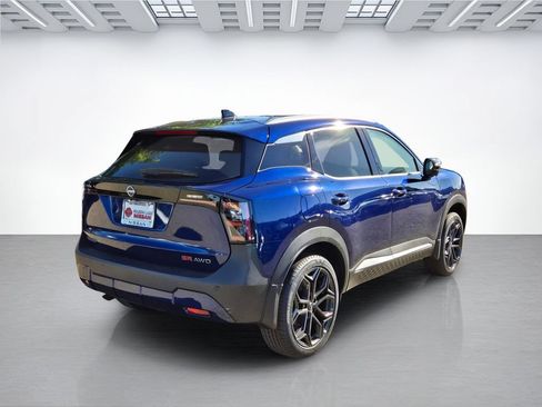 New 2026 Nissan Kicks SR AWD/4WD image 4