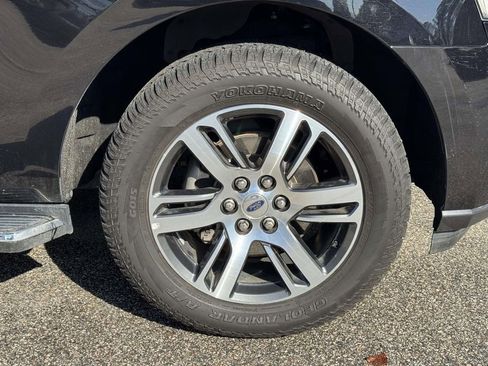 Used 2022 Ford Expedition Max Limited AWD/4WD image 27