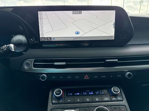 Used 2024 Hyundai Palisade Limited image 24