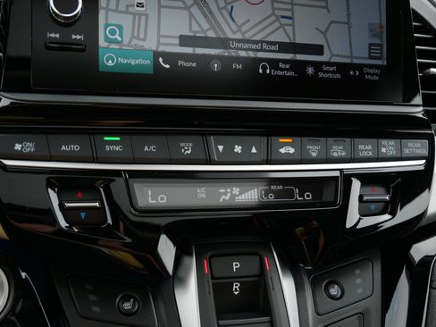 New 2026 Honda Odyssey Touring image 19