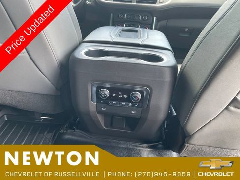 Used 2021 Chevrolet Tahoe Z71 w/ Z71 Off-Road Package AWD/4WD image 33