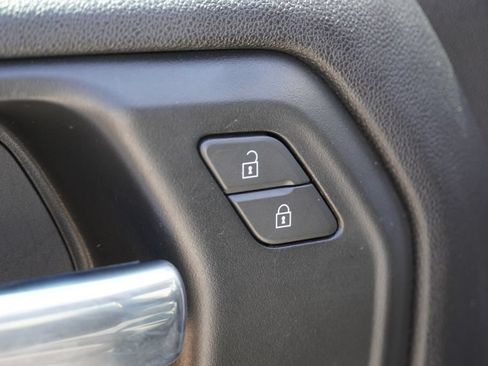 Used 2025 GMC Sierra 2500 Pro AWD/4WD image 18
