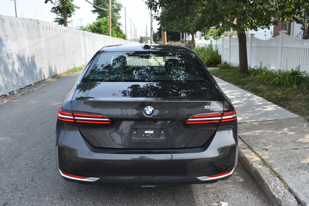 Used 2025 BMW 530i RWD image 6