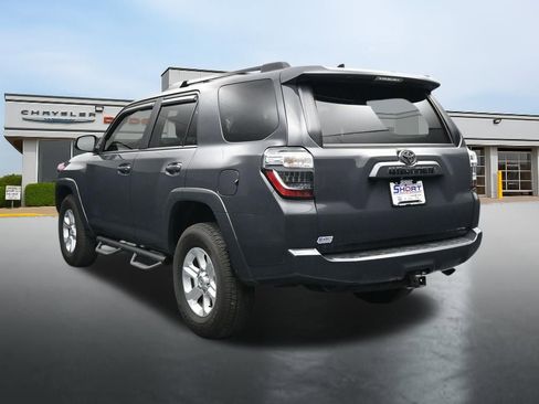 Used 2024 Toyota 4Runner SR5 AWD/4WD image 3
