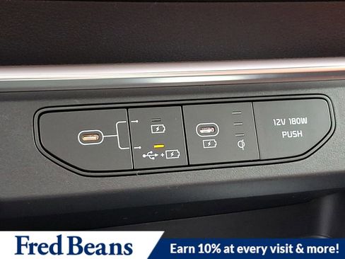 New 2026 Kia Carnival SX w/ SX Dark Edition Package FWD image 18