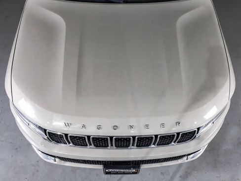 Used 2022 Jeep Wagoneer Series II image 38