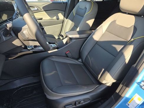 New 2026 Chevrolet Trax ACTIV w/ Driver Confidence Package image 31