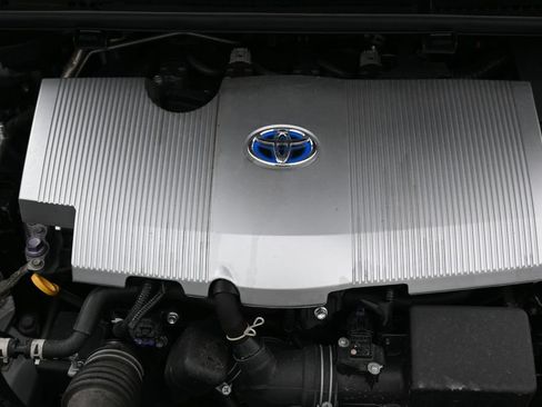 Used 2022 Toyota Prius LE FWD image 36