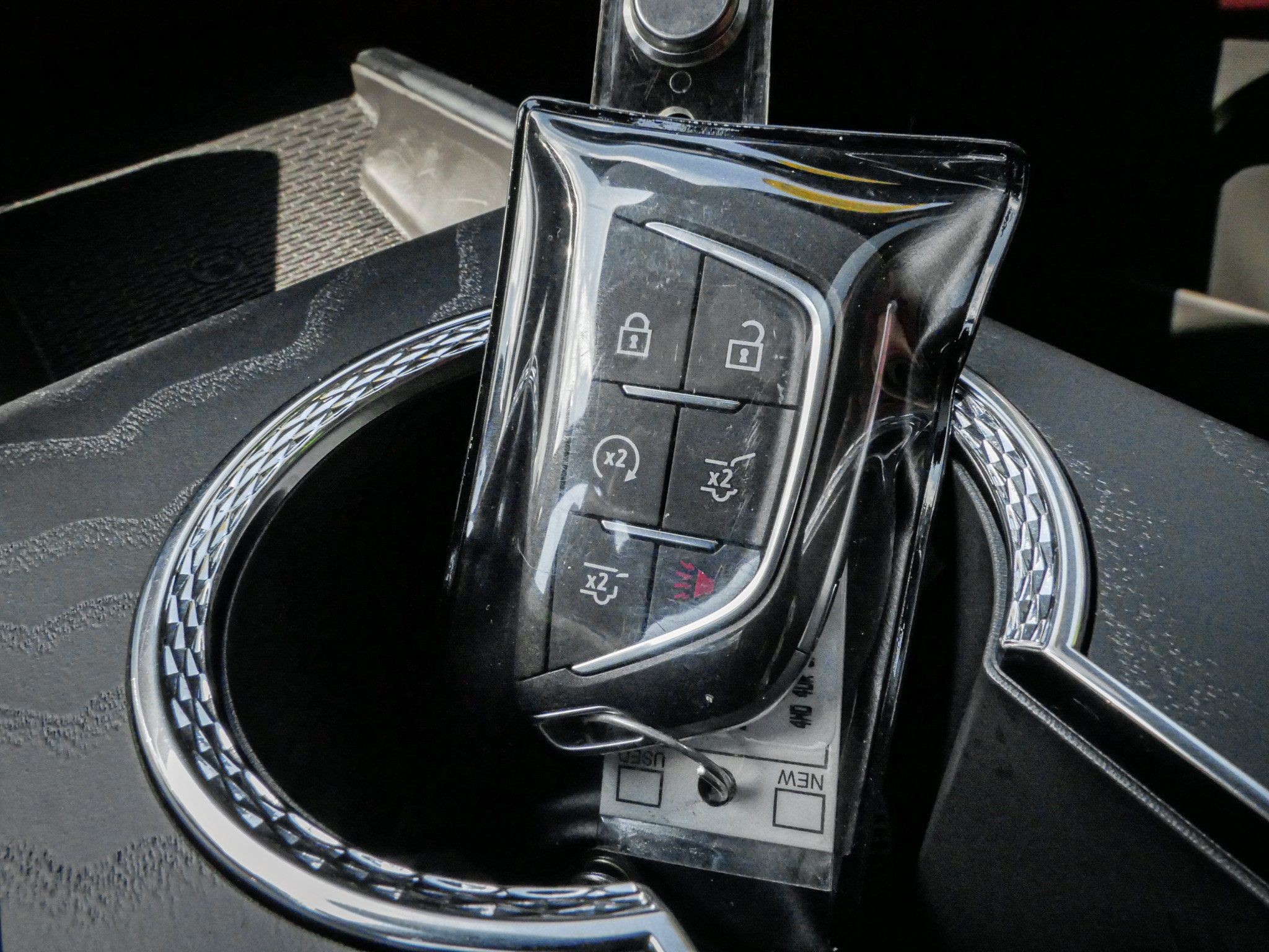 Used 2026 Cadillac Escalade ESV Sport w/ LPO, ONYX Package AWD/4WD image 36