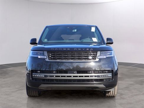 New 2026 Land Rover Range Rover SE image 2