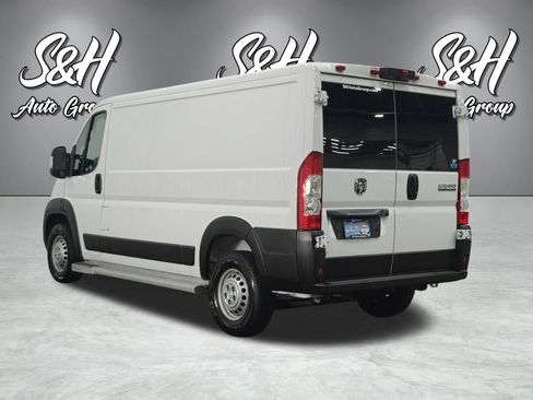 Used 2025 RAM ProMaster 2500 w/ U-Haul Equipment Group FWD image 14