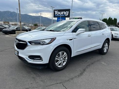Used 2019 Buick Enclave Essence FWD image 7