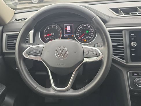 Used 2021 Volkswagen Atlas SE image 12