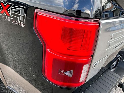 Used 2018 Ford F150 King Ranch w/ Equipment Group 601A Luxury AWD/4WD image 28