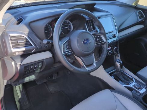 Certified 2022 Subaru Forester Limited image 2