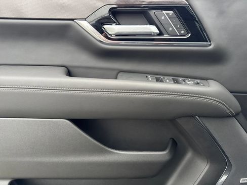 New 2026 GMC Yukon XL Elevation w/ Elevation Premium Package image 19