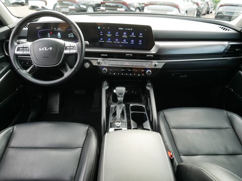 Certified 2025 Kia Telluride S AWD/4WD image 10