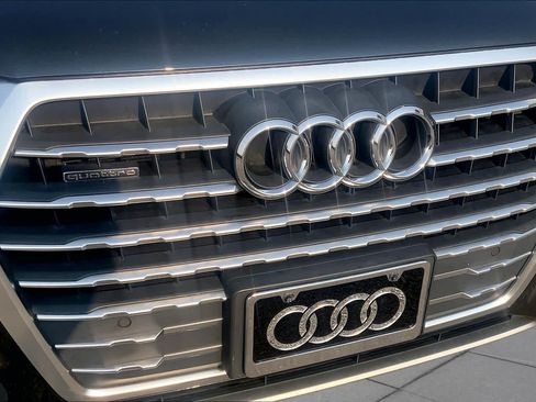Used 2017 Audi Q7 3.0T Premium Plus AWD/4WD image 29