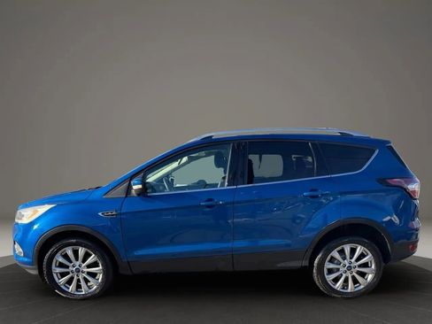 Used 2017 Ford Escape Titanium w/ Equipment Group 301A AWD/4WD image 8