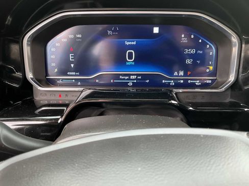 Used 2022 Chevrolet Silverado 1500 LTZ w/ Technology Package image 12