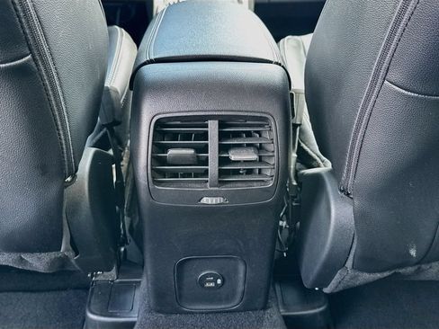 Certified 2022 Ford Escape SEL w/ Technology Package FWD image 24
