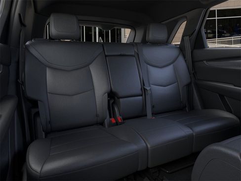 New 2026 Cadillac XT5 Luxury image 17